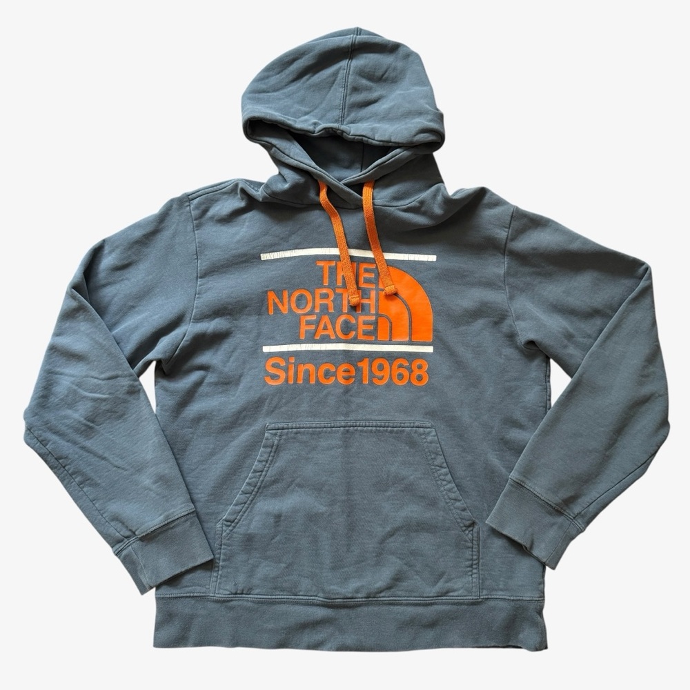 The North Face Men’s Half Dome Logo Pullover Sweatshirt Hoodie, Blue Orange, M